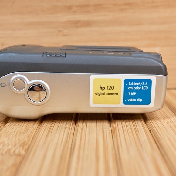 Vintage HP Photosmart 120 1 MP Digital Camera - Picture 5 of 10